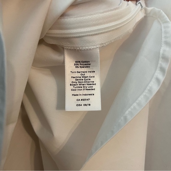 Talbots White Blouse with Black Trim Size Medium NWT - Picture 7 of 8